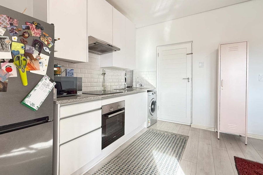 1 Bedroom Property for Sale in Bloubergrant Western Cape